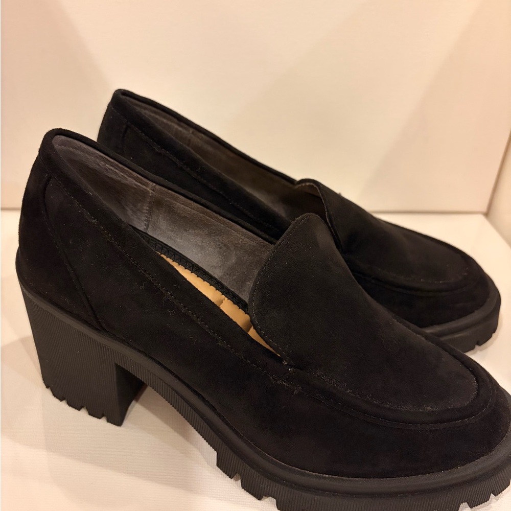 Crown Vintage Black Chunky Heel Loafers